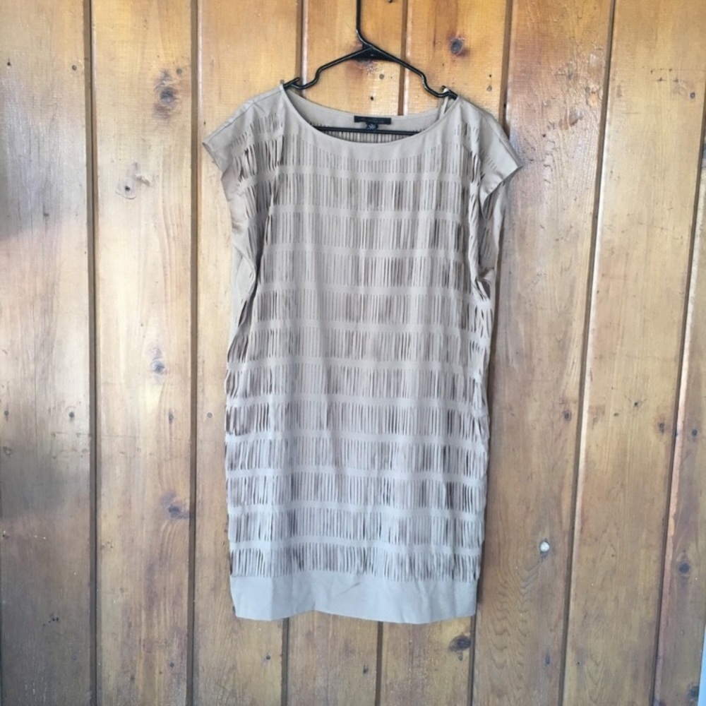 Short sleeve sassy dress Kenneth Cole slit…